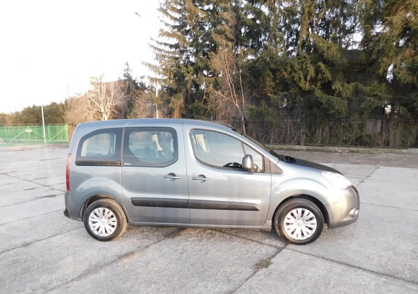 Citroen Berlingo cena 24900 przebieg: 220000, rok produkcji 2009 z Jarosław małe 379